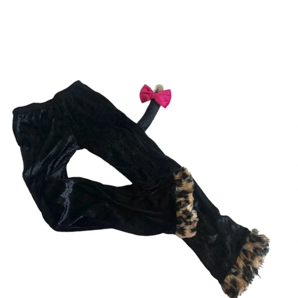 CostumesUSA Leopard GRRRL child costume medium 8-10, 2 piece, faux fur, tail NWT